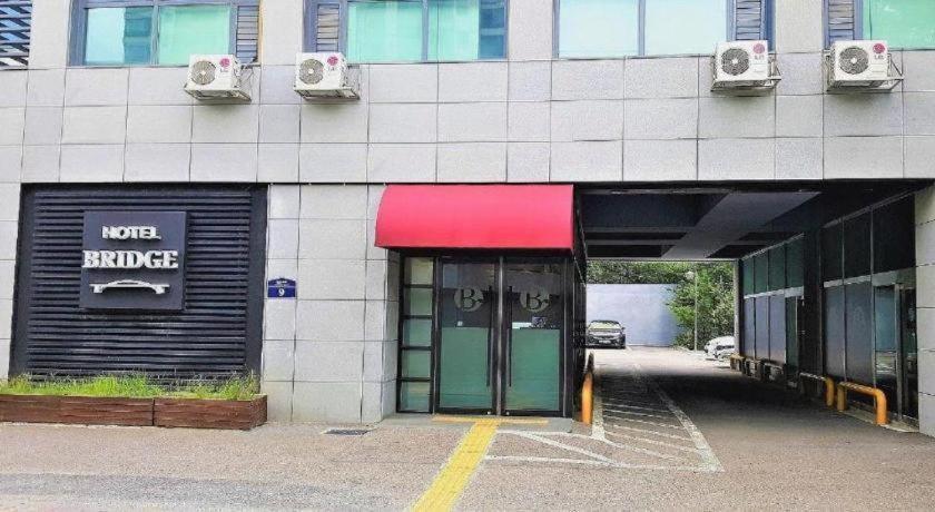 Hotel Bridge Seoul Ngoại thất bức ảnh