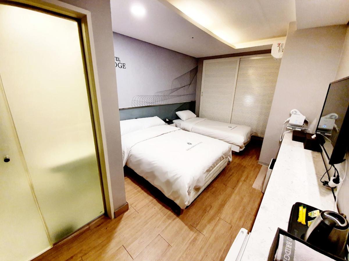Hotel Bridge Seoul Ngoại thất bức ảnh