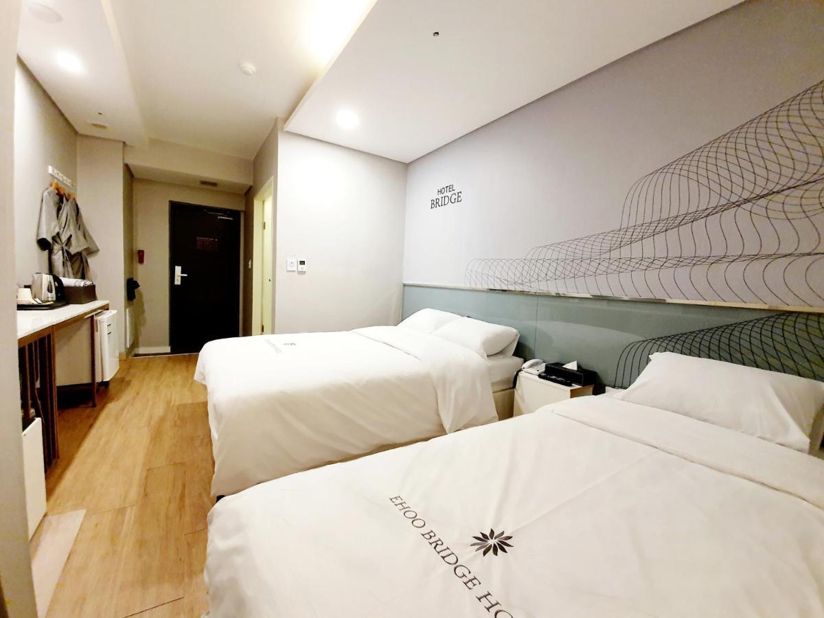 Hotel Bridge Seoul Ngoại thất bức ảnh